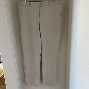 Men's Classic Straight-Leg Chino Pants in Light Beige